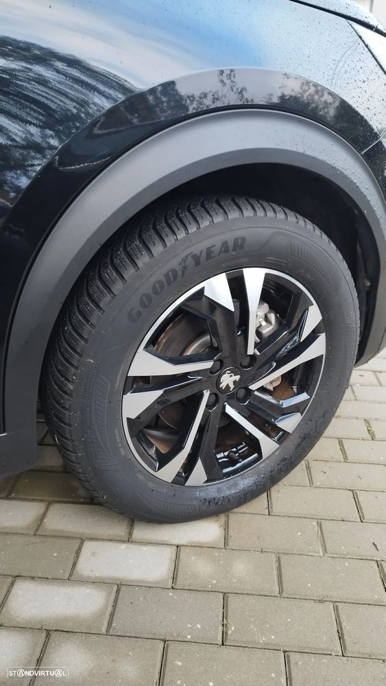 Peugeot e-2008 GT - 7