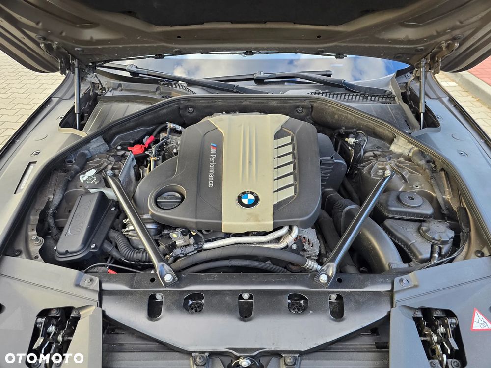 BMW Seria 7 750d xDrive Blue Performance Edition Exclusive - 35