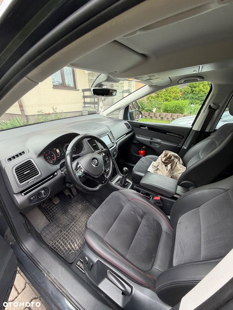 Volkswagen Sharan 2.0 TDI BMT Highline - 22