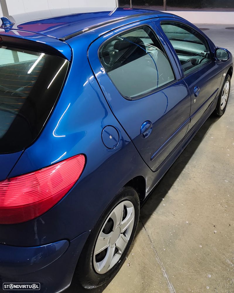 Peugeot 206 1.1 XR - 4