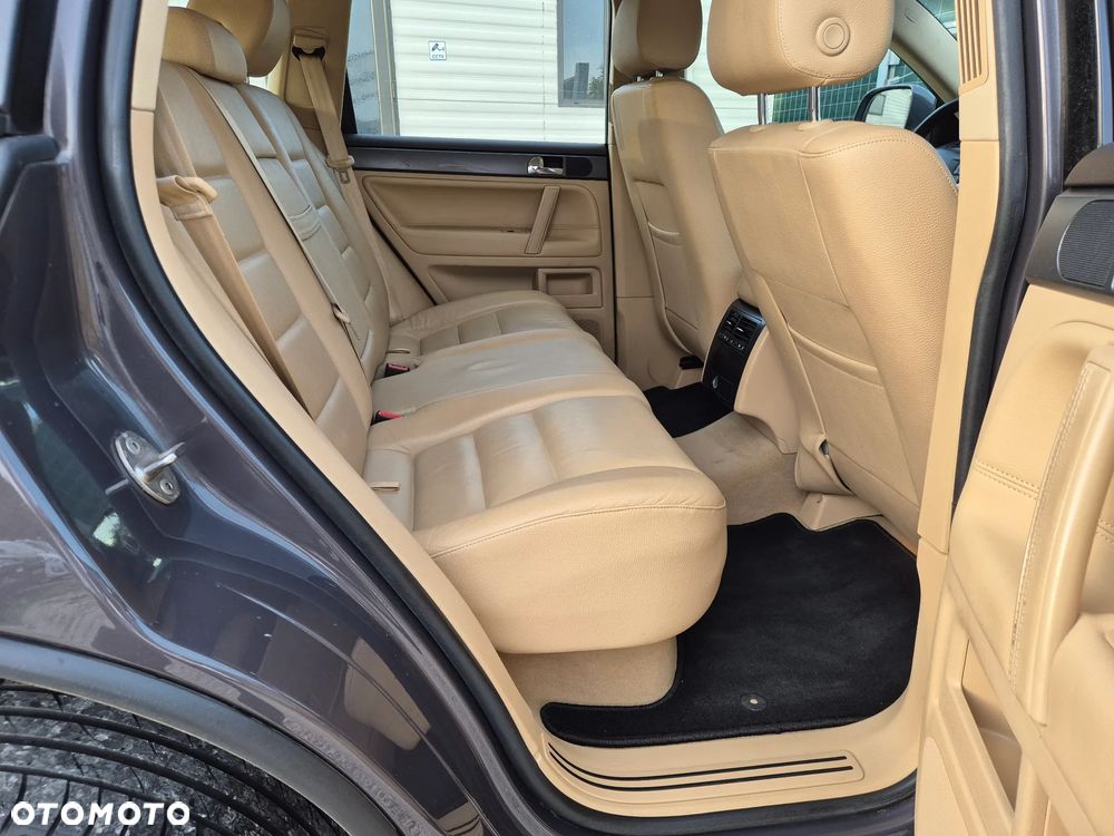 Volkswagen Touareg 3.0 V6 TDI DPF Automatik Individual - 17