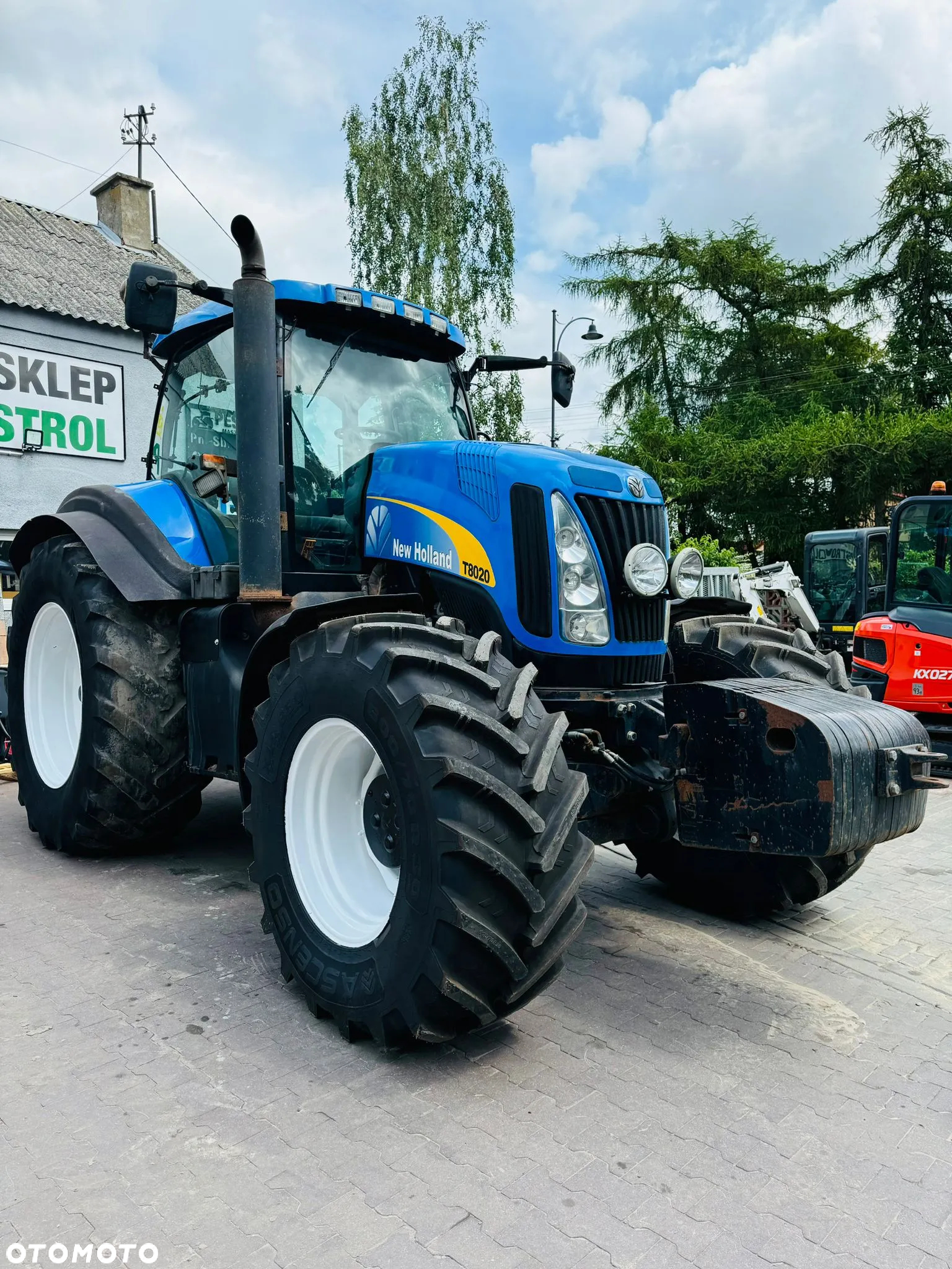 New Holland T8020 - 4