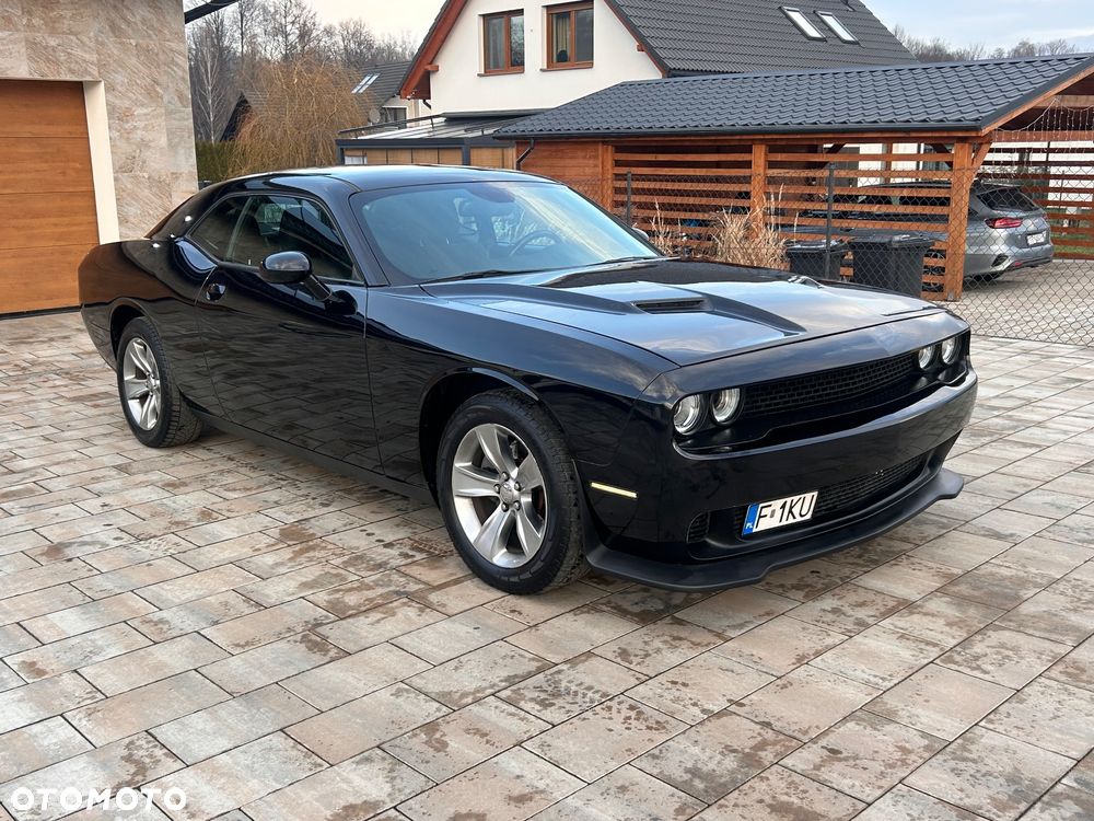 Dodge Challenger - 14