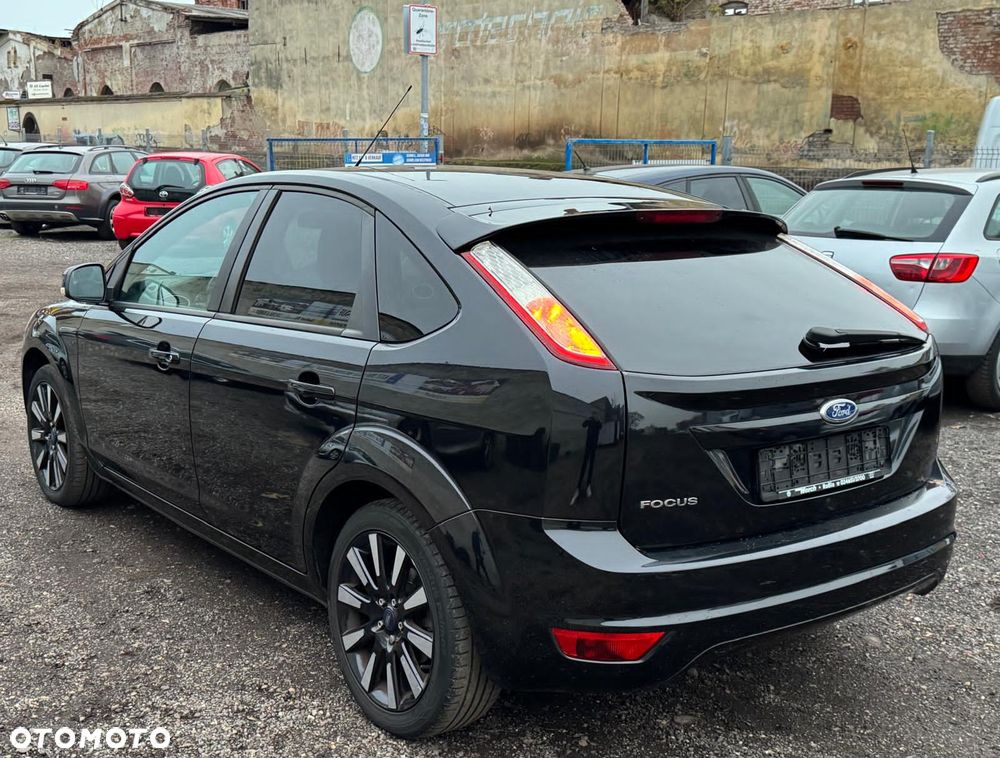 Ford Focus - 1