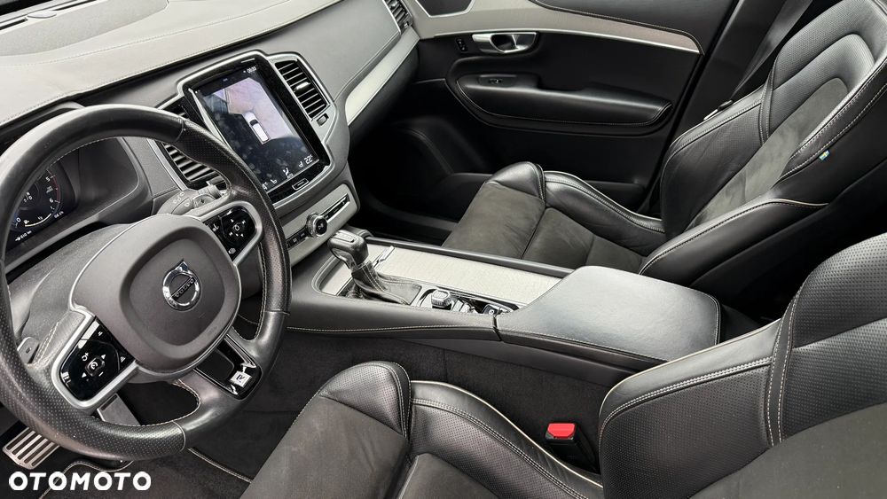 Volvo XC 90 - 12