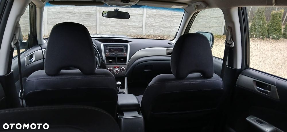 Subaru Forester 2.0D Edition - 17