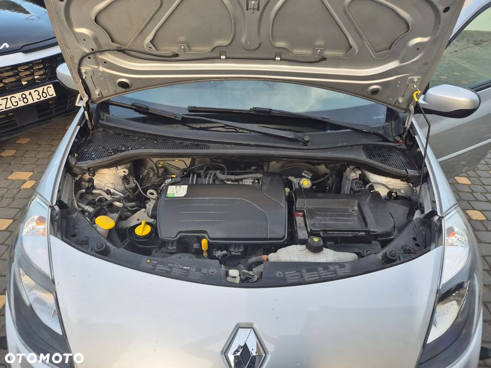 Renault Clio 1.2 16V 75 Expression - 14
