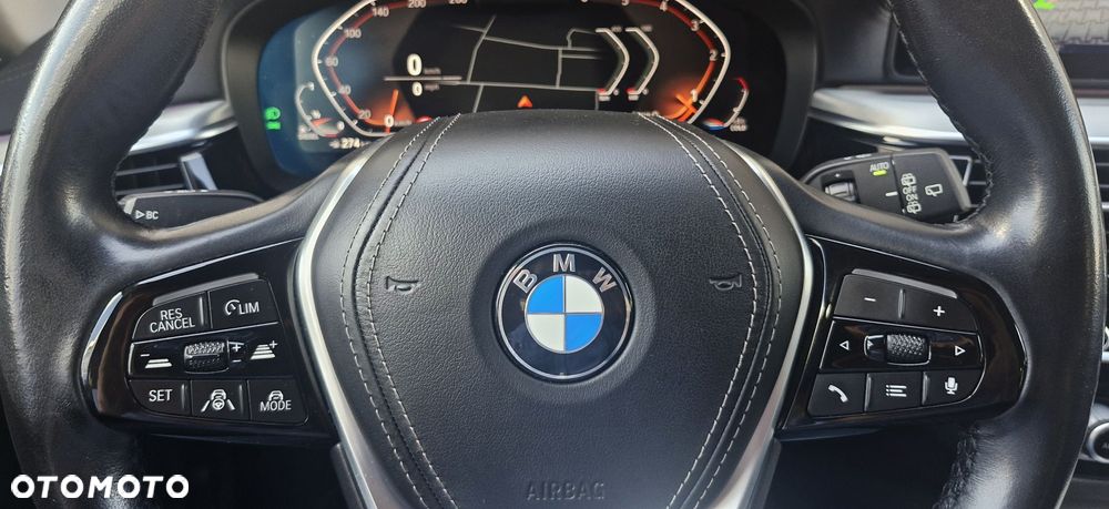 BMW Seria 5 520d xDrive Luxury Line - 12
