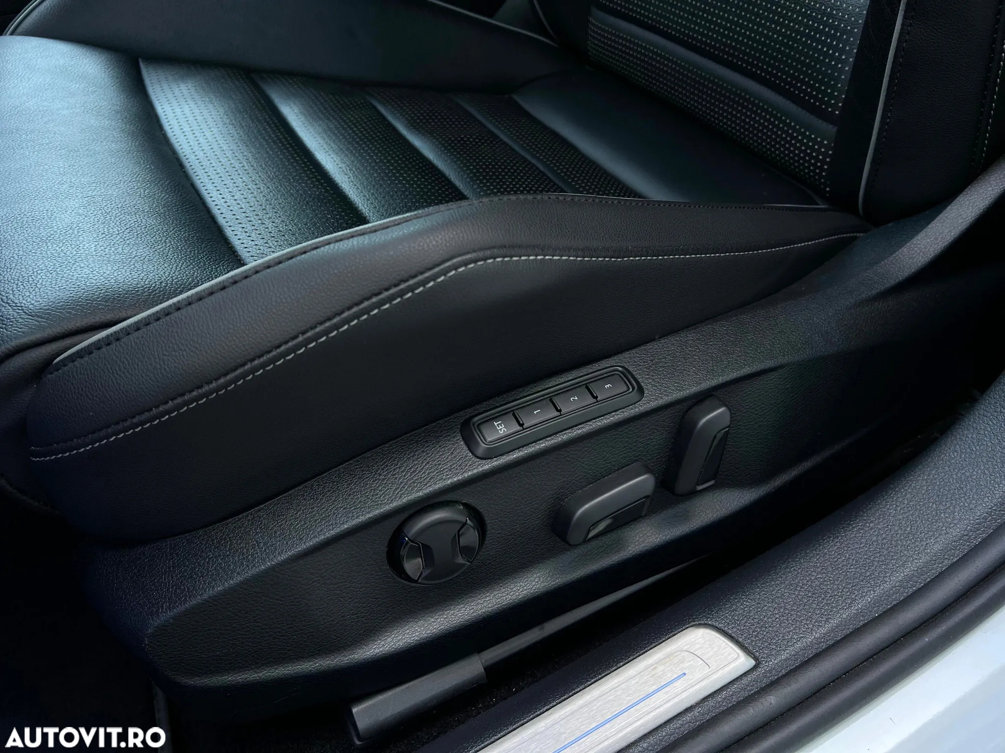Volkswagen Golf 1.4 GTE Plug-In-Hybrid DSG - 15
