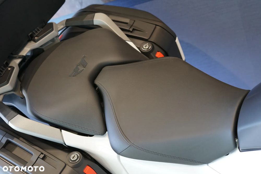 BMW RT - 23