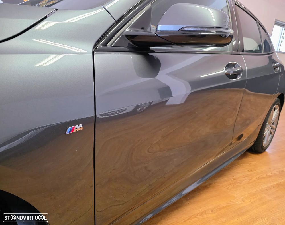 BMW 116 d Pack Desportivo M - 9