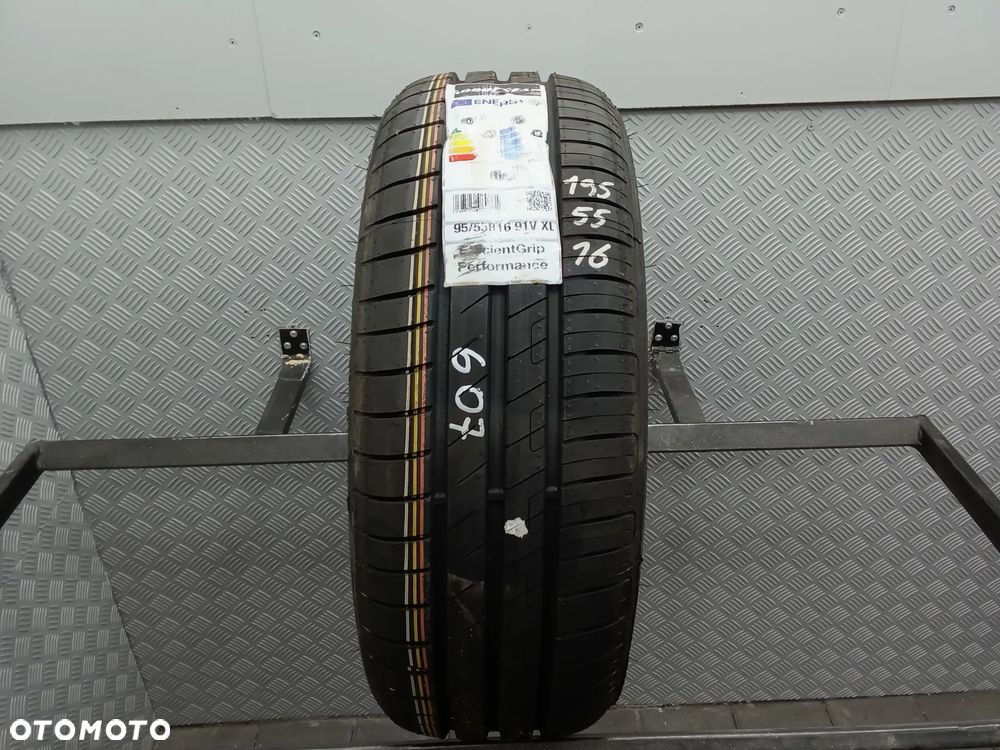 1x Goodyear EfficientGrip Performance 195/55/16 91V nr.607 - 1