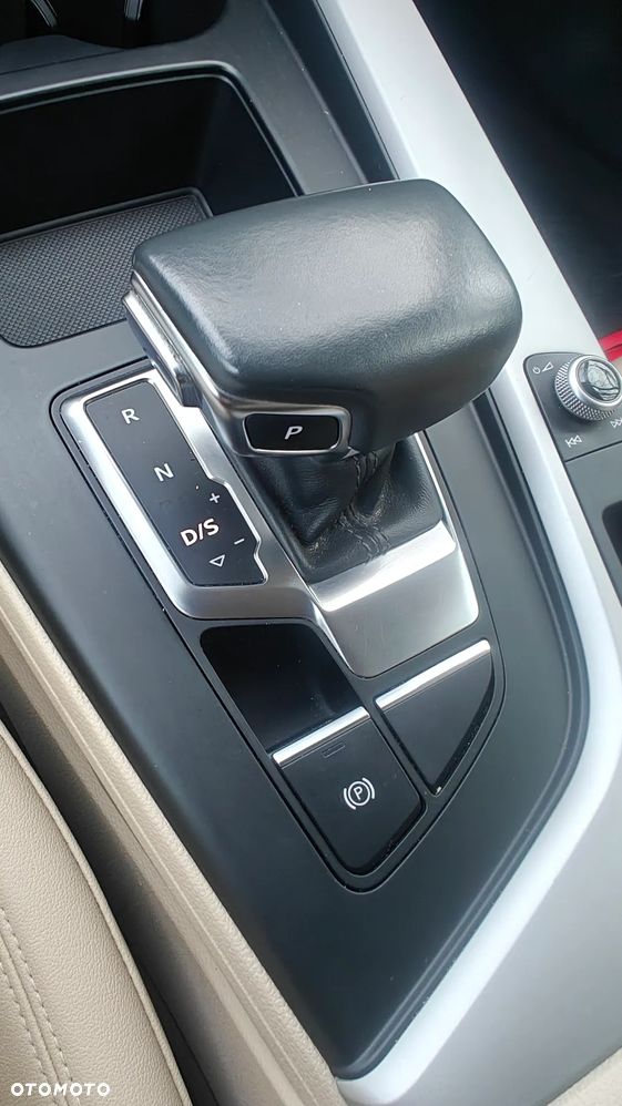 Audi A4 Limousine 35 TFSI S tronic - 26