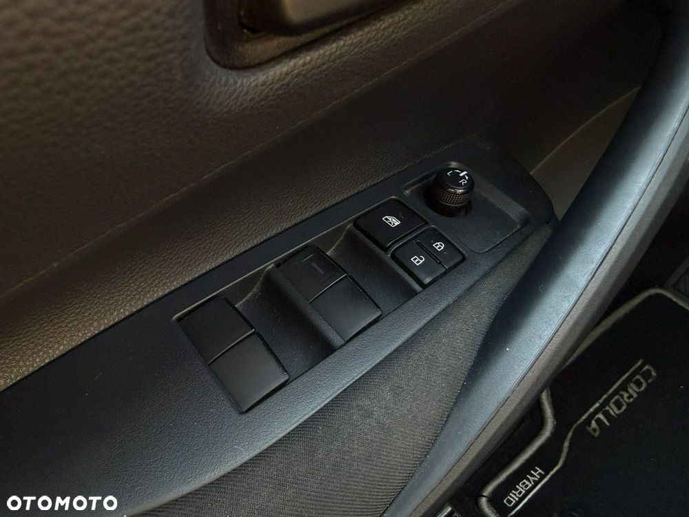 Toyota Corolla 1.8 Hybrid Comfort - 15