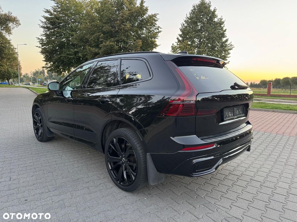 Volvo XC 60 T8 Plug-In Hybrid AWD Plus Black Edition - 8