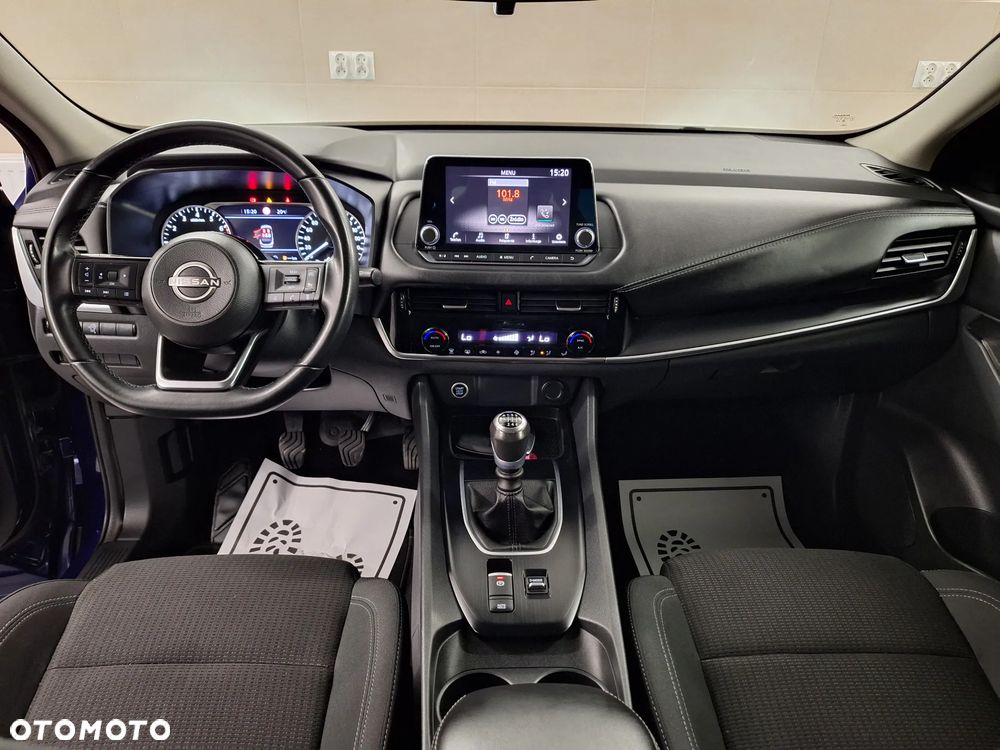 Nissan Qashqai 1.3 DIG-T Acenta - 24