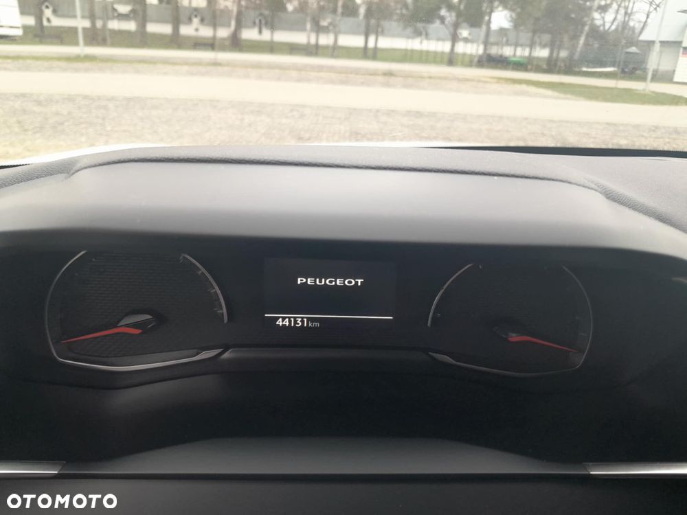 Peugeot 208 1.5 BlueHDi Allure S&S - 17