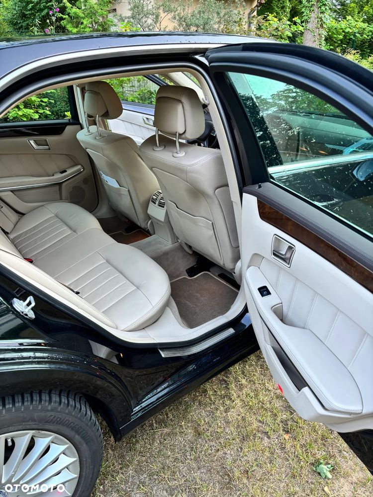 Mercedes-Benz Klasa E 400 4-Matic Elegance - 18