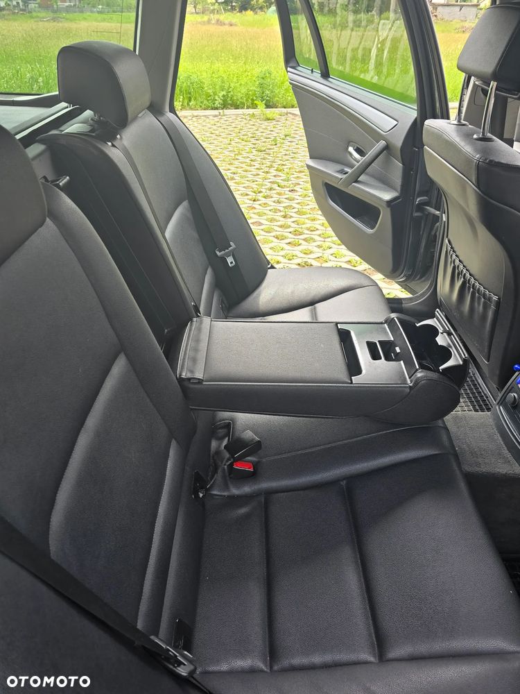 BMW Seria 5 520d - 12