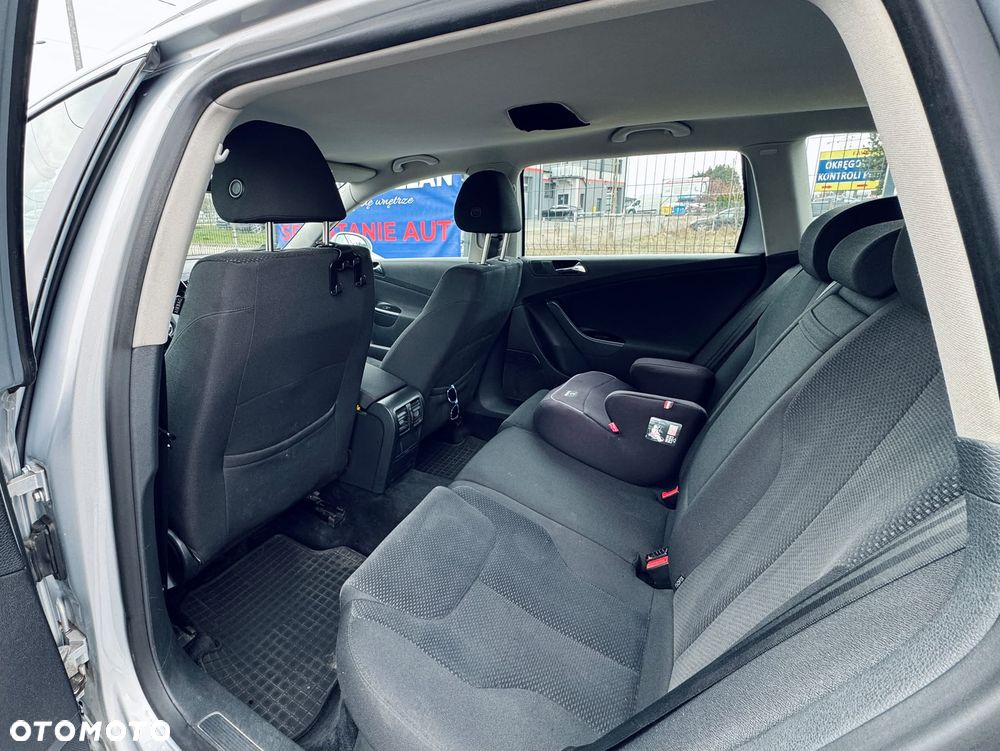 Volkswagen Passat 2.0 TDI Trendline - 6