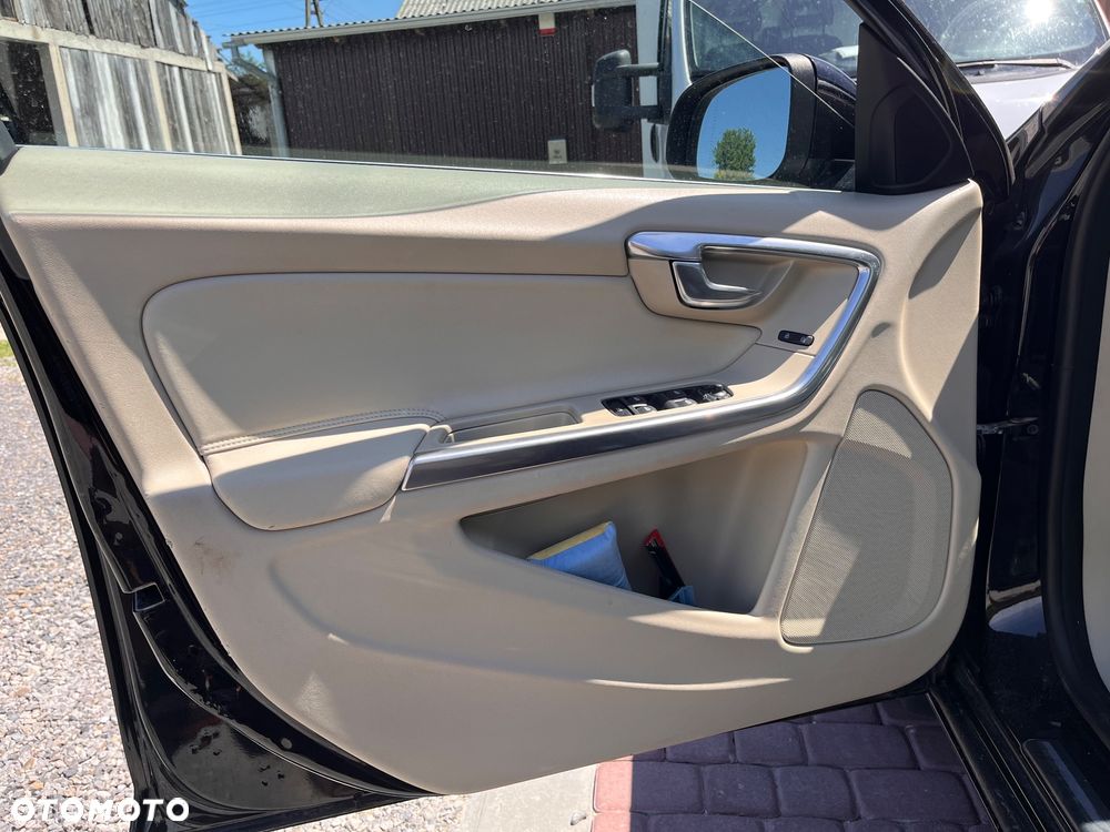 Volvo S60 D3 Geartronic Momentum - 17