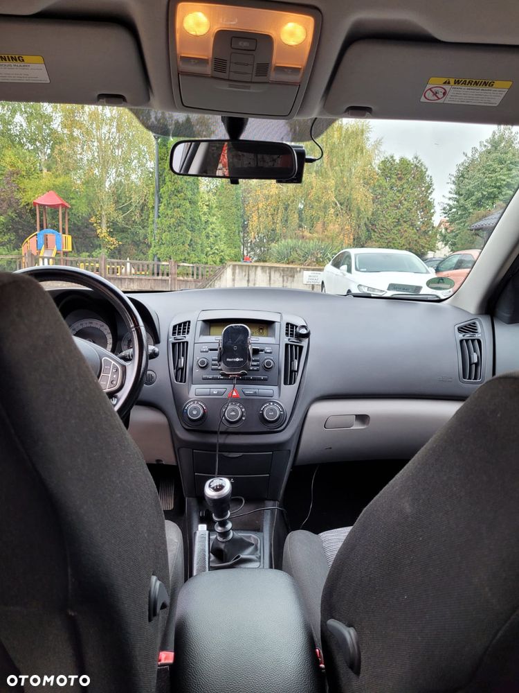 Kia Ceed 2008 photo 5