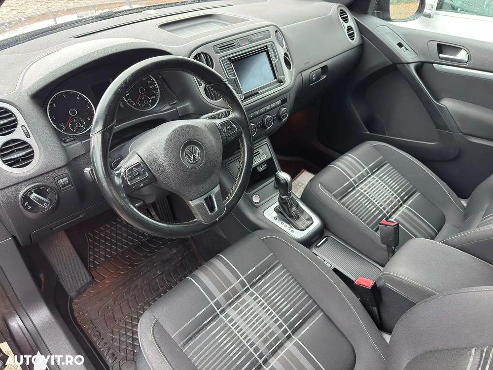 Volkswagen Tiguan 2.0 TDI SCR 4MOTION BlueMotion Technology DSG Lounge Sport & Style - 5