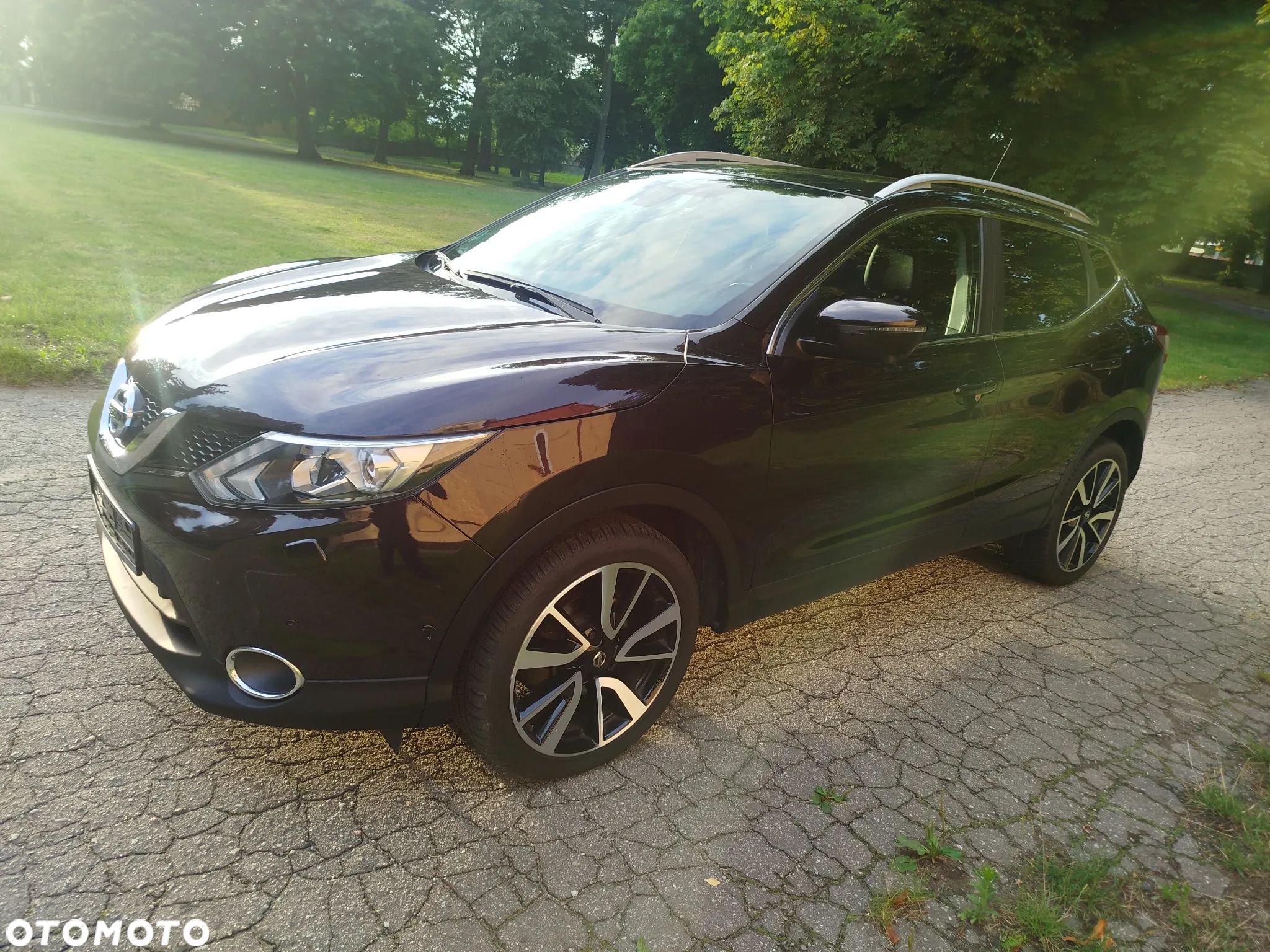 Nissan Qashqai 1.6 dCi Xtronic TEKNA - 1