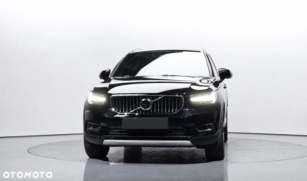Volvo XC 40 - 3