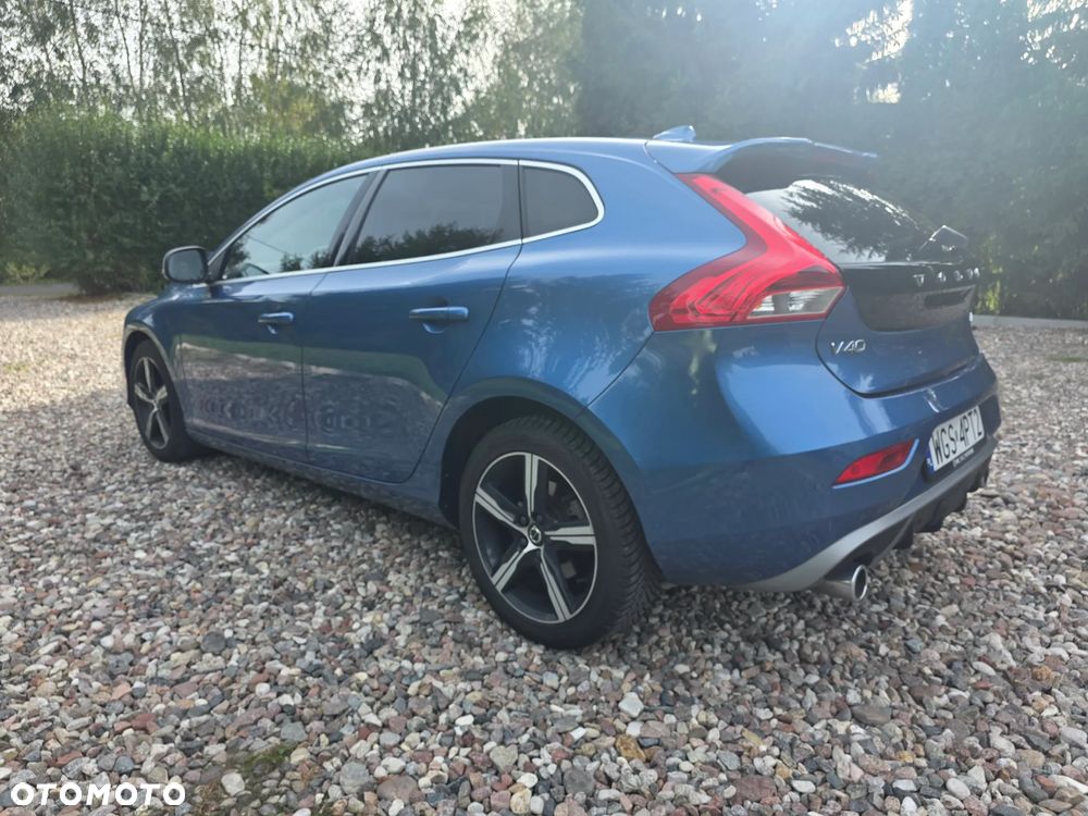 Volvo V40 T3 Drive-E R-Design Momentum - 9