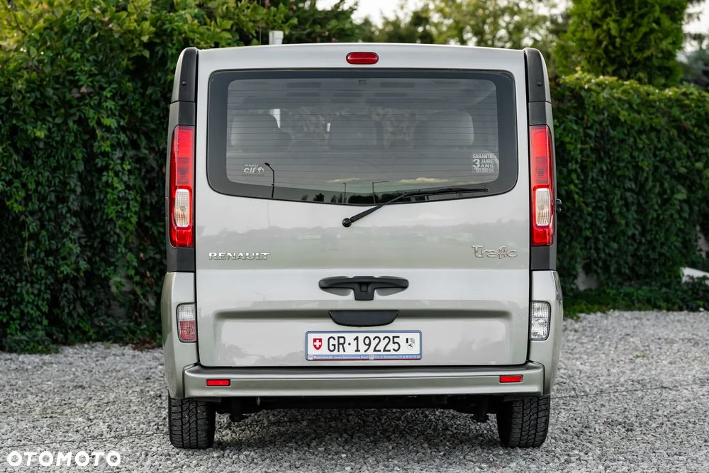 Renault Trafic Passenger L2H1 Expression - 12