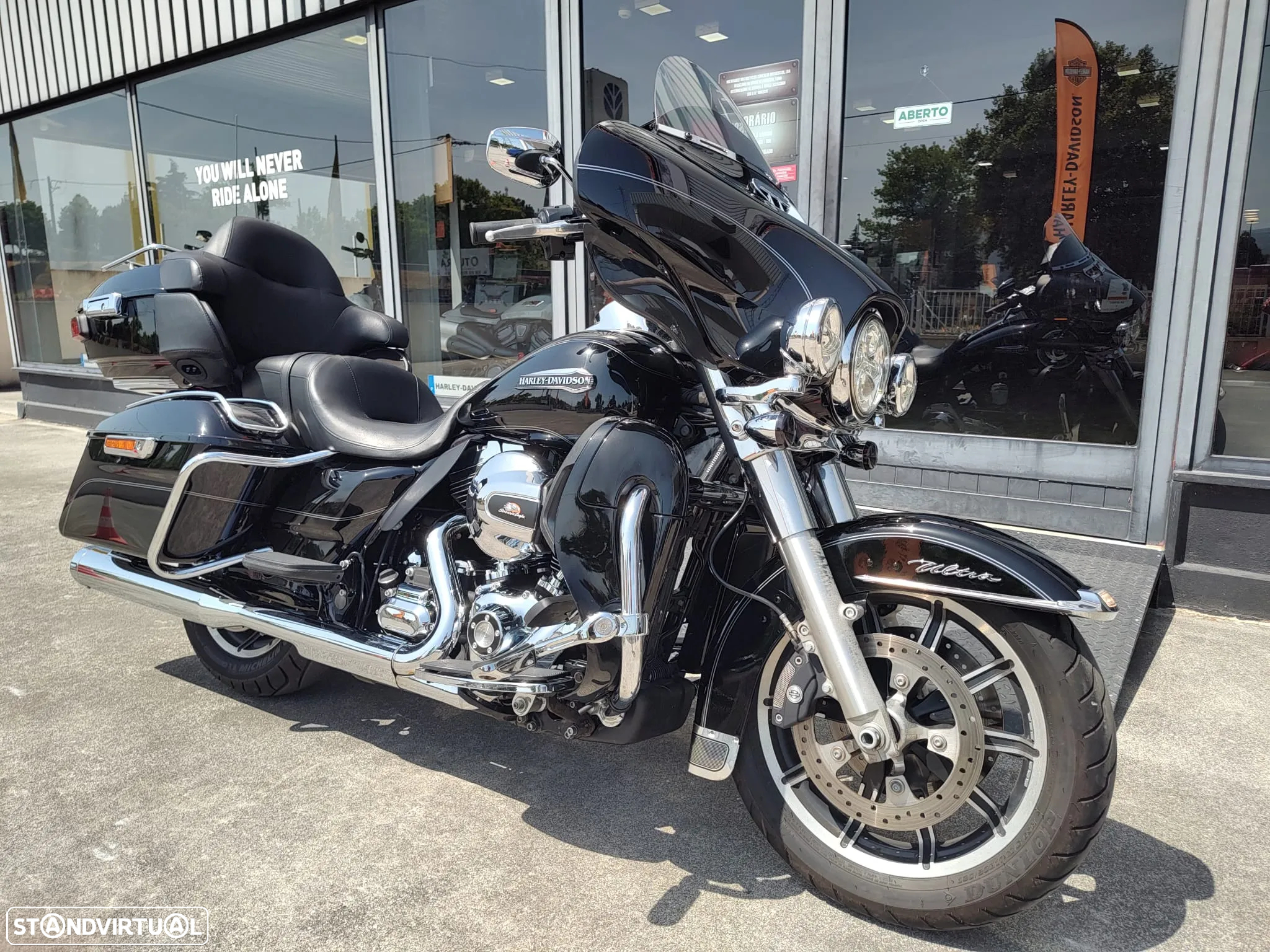 Harley-Davidson Electra Glide Ultra Classic - 11