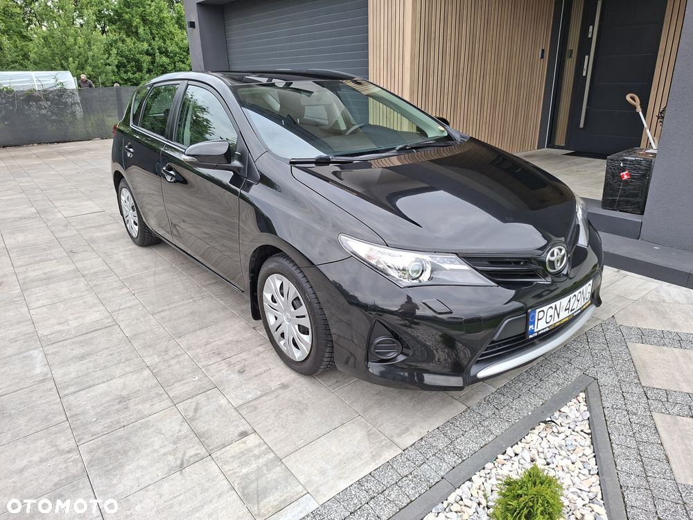 Toyota Auris - 14