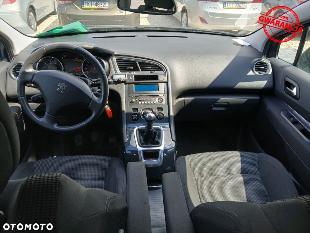 Peugeot 5008 - 21