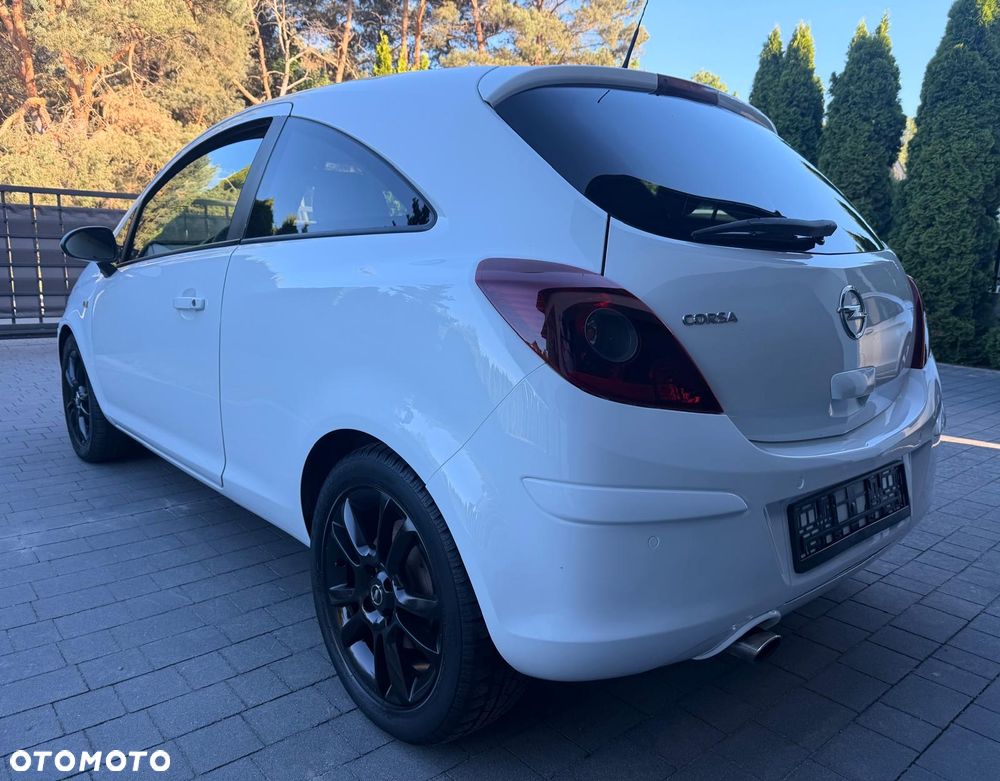 Opel Corsa 1.4 16V Color Edition - 12