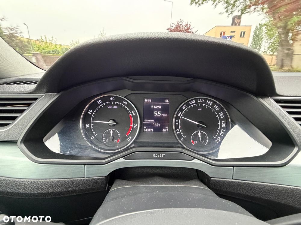 Skoda Superb 1.8 TSI Ambition DSG - 15