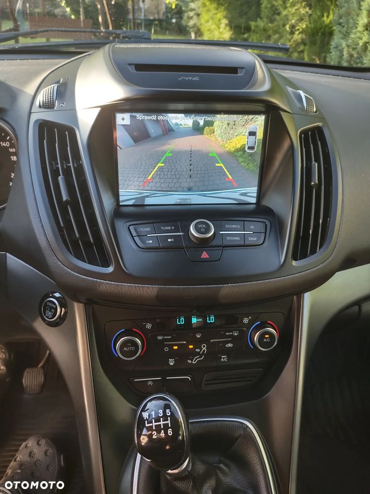 Ford Kuga 1.5 EcoBoost 2x4 Business Edition - 19