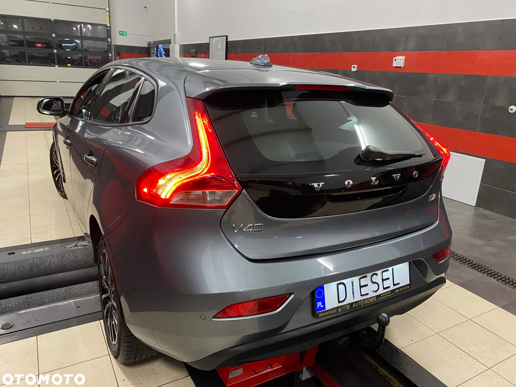 Volvo V40 D2 Momentum - 6