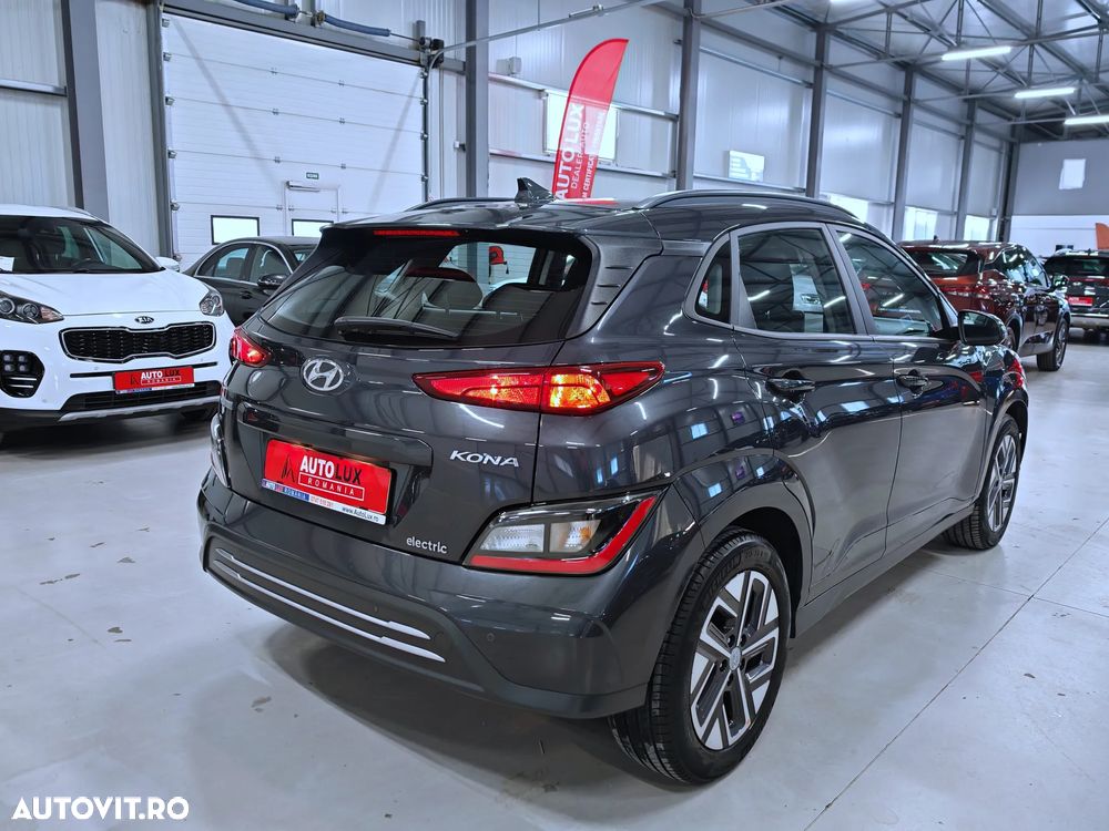 Hyundai KONA EV Select - 4