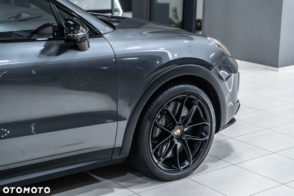 Porsche Cayenne - 20