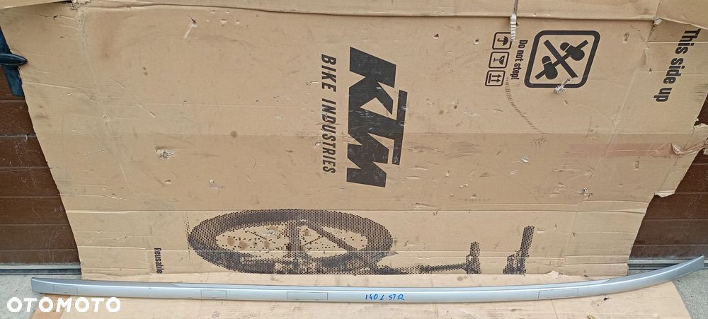 Reling dachowy lewy Hyundai i40 87230-3Z000 - 1
