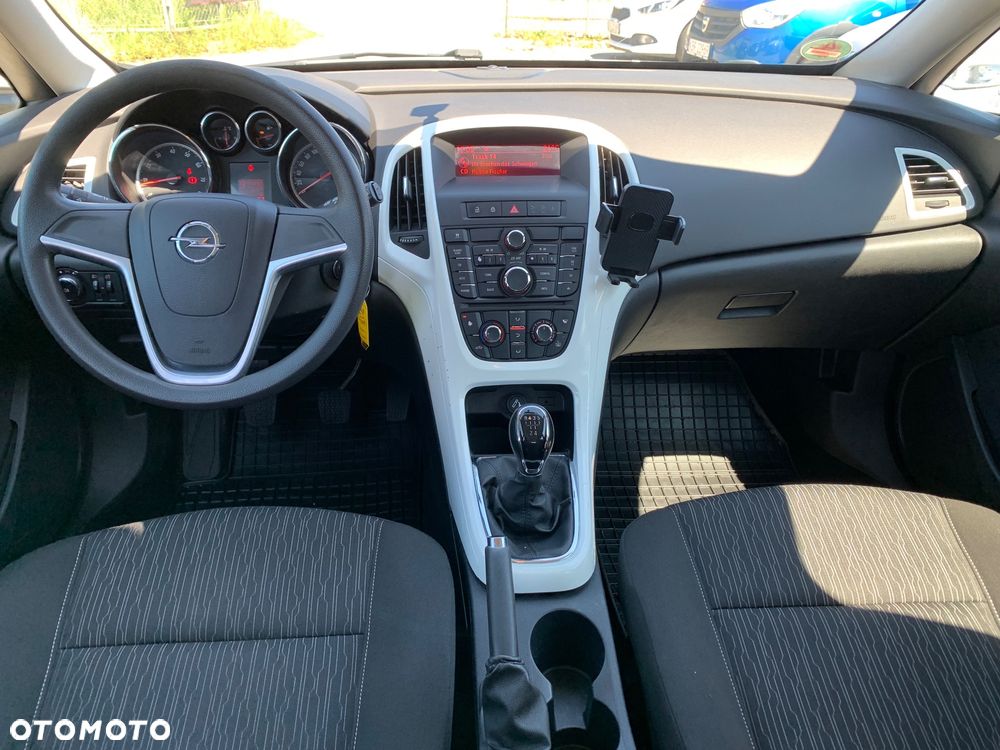 Opel Astra 1.6 Cosmo - 27