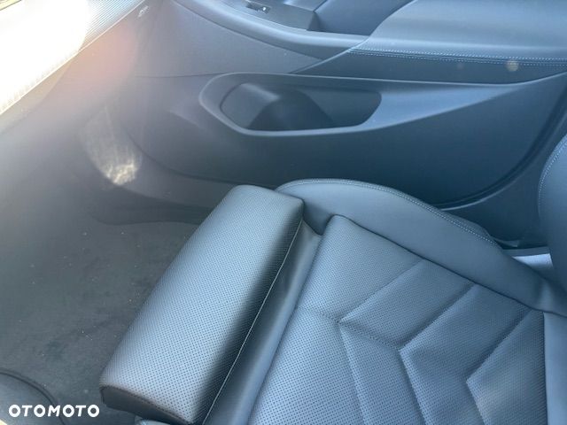 BMW Seria 5 520d xDrive mHEV - 21