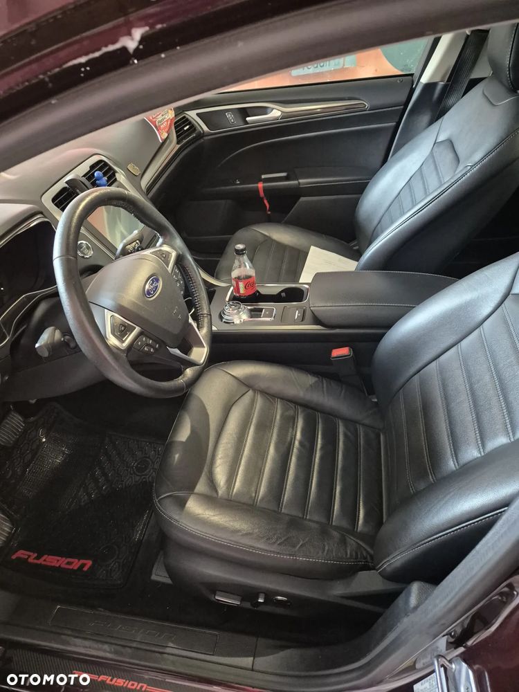 Ford Fusion - 6
