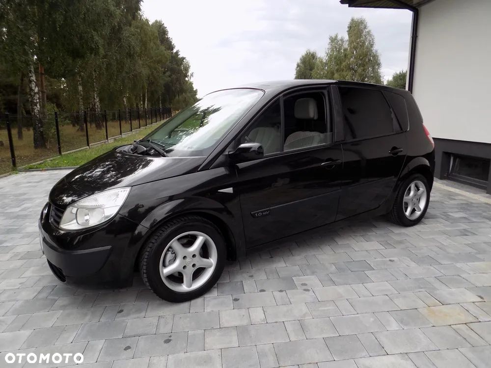 Renault Scenic 1.6 16V Avantage - 20