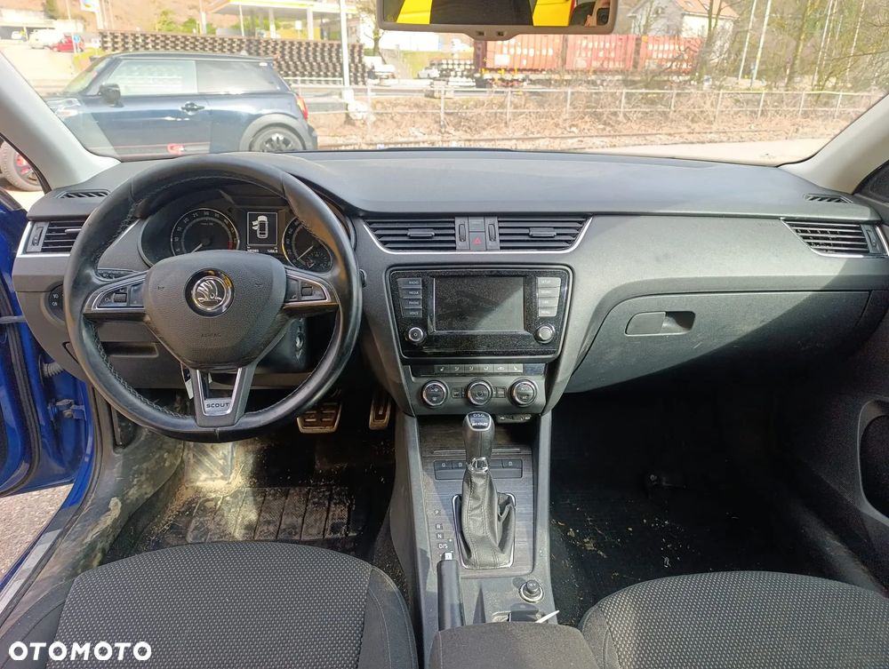 Skoda Octavia 2.0 TDI 4x4 DSG Scout - 7
