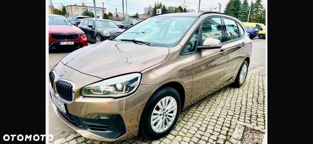 BMW Seria 2 218i - 9