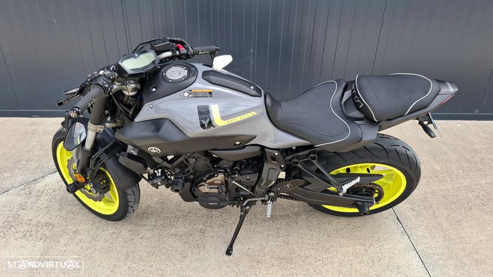 Yamaha MT-07 Nardo Grey 35 kw - 12