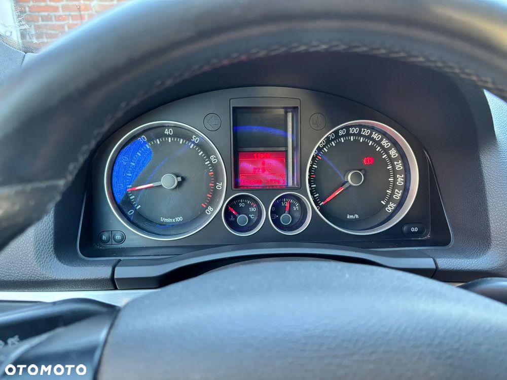 Volkswagen Golf 2.0 GTI - 19