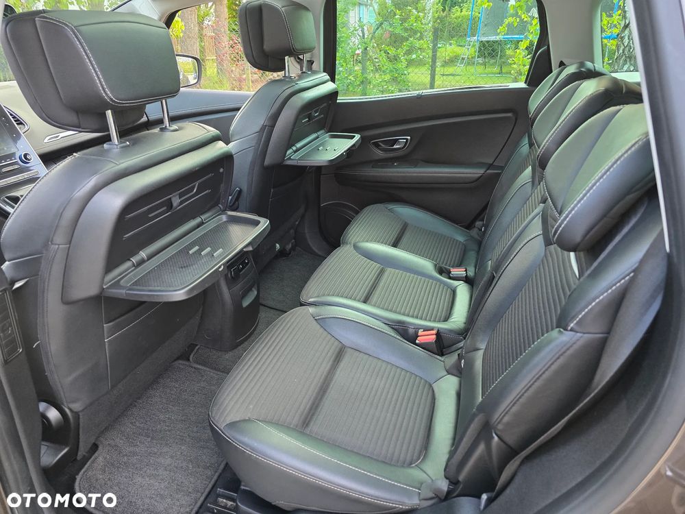 Renault Grand Scenic ENERGY TCe 130 BOSE EDITION - 32